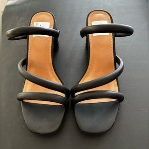 Dolce Vita, black heeled sandal